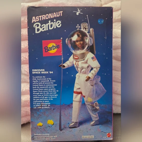 Astronaut Barbie Doll Special Edition From Career Collection - Picture 2 of 11